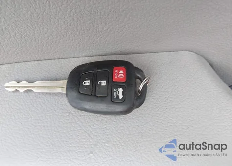 2016 Toyota Camry Le z USA, uszkodzony, nr VIN 4T1BF1FK4GU201114